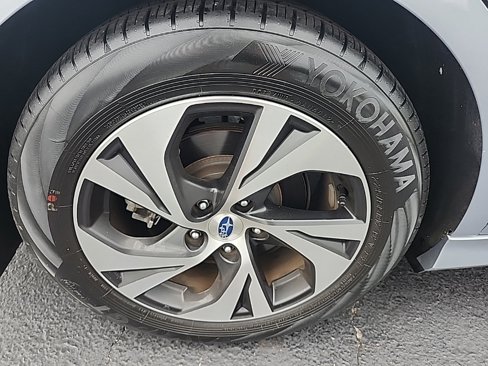 Used 2020 Subaru Legacy Premium image 11