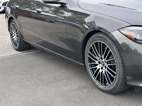 Certified 2022 Mercedes-Benz C 300 4MATIC Sedan image 13