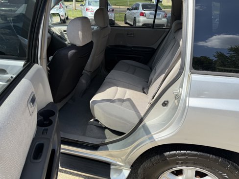 Used 2003 Toyota Highlander 2WD V6 image 14