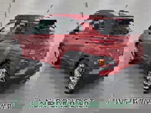 Used 2021 Hyundai Kona SEL image 6