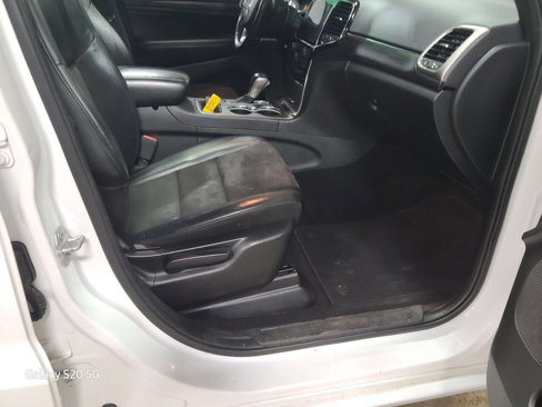 Used 2019 Jeep Grand Cherokee Altitude image 15