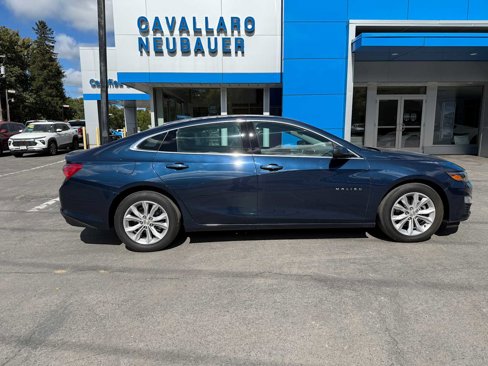 Used 2022 Chevrolet Malibu LT image 4