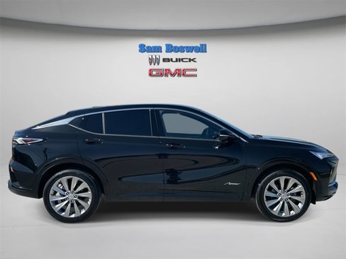 New 2025 Buick Envista Avenir image 4