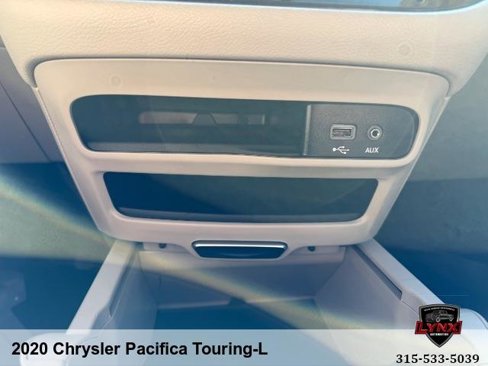 Used 2020 Chrysler Pacifica Touring-L image 12