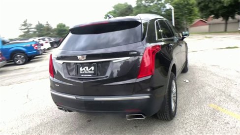 Used 2019 Cadillac XT5 Luxury image 2