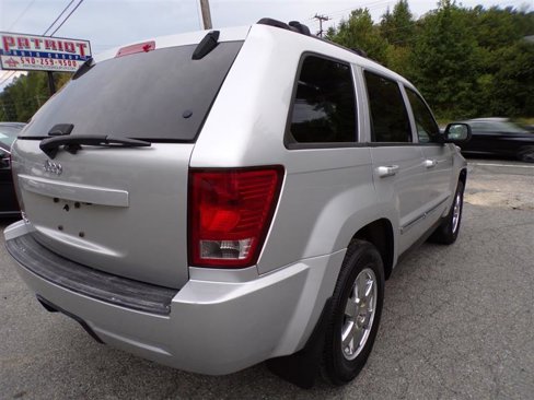 Used 2010 Jeep Grand Cherokee Laredo image 8