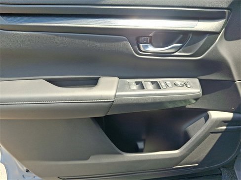 Certified 2025 Honda CR-V LX image 12