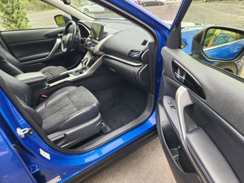 Used 2022 Mitsubishi Eclipse Cross SE image 12