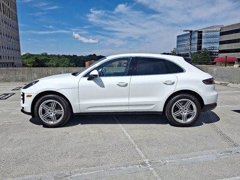 Used 2021 Porsche Macan image 2