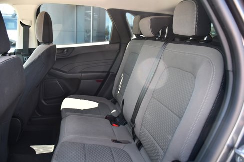 Used 2022 Ford Escape SE w/ Cold Weather Package image 18
