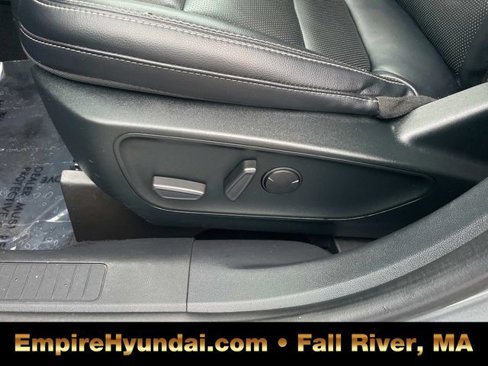 Used 2022 Ford Escape Titanium image 20