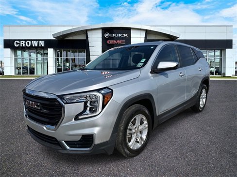 Used 2022 GMC Terrain SLE image 1