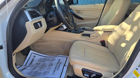 Used 2016 BMW 320i Sedan image 7