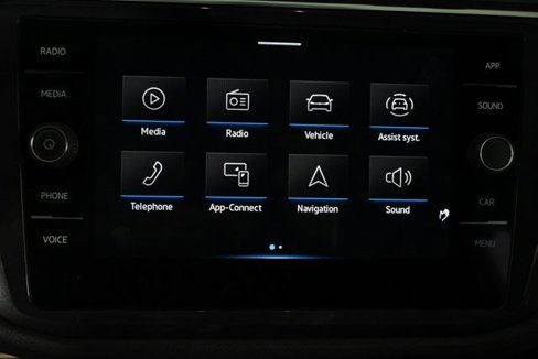 Certified 2021 Volkswagen Tiguan SE R-Line image 8