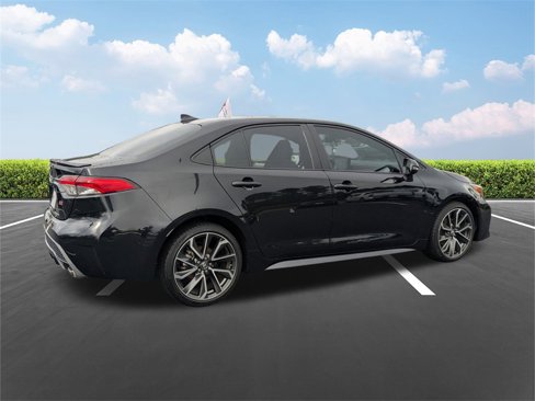 Used 2022 Toyota Corolla SE image 4