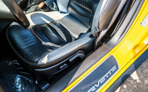 Used 2006 Chevrolet Corvette Z06 w/ Preferred Equipment Group image 97