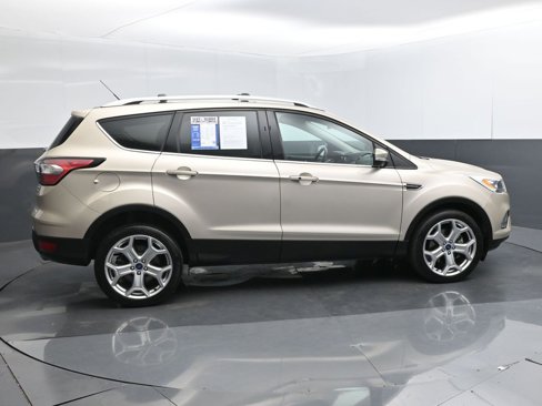 Used 2017 Ford Escape Titanium image 7