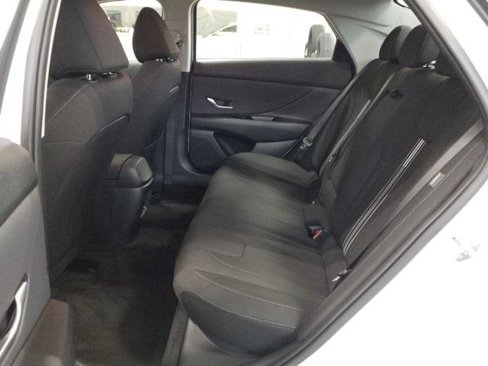 New 2025 Hyundai Elantra SEL w/ Cargo Package image 16