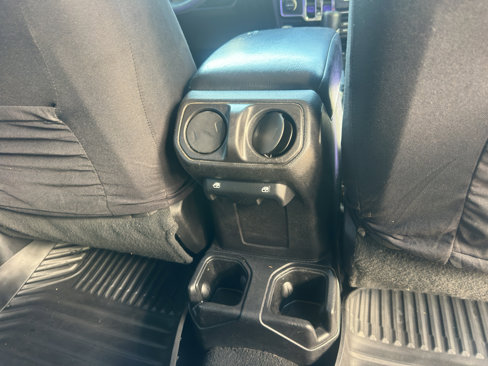 Used 2019 Jeep Wrangler Unlimited Sport S image 18