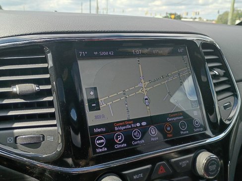 Used 2020 Jeep Grand Cherokee Altitude image 25