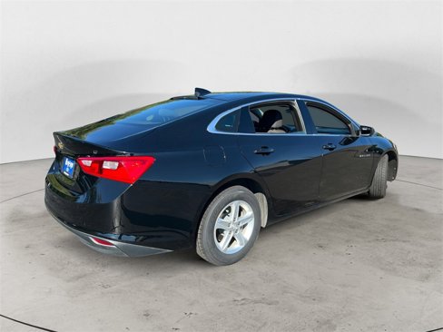 Used 2023 Chevrolet Malibu LT image 3