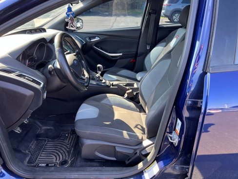 Used 2016 Ford Focus ST image 9
