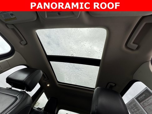 Used 2017 Ford Escape Titanium w/ Equipment Group 301A image 6