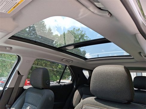 Used 2020 Chevrolet Equinox LT image 16