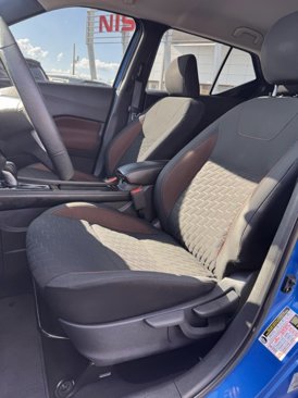 Used 2021 Nissan Kicks SR image 10