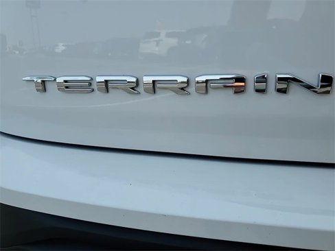 Certified 2024 GMC Terrain SLE image 5