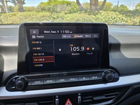Used 2022 Kia Forte LXS w/ LXS Technology Package image 11
