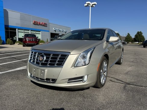 Used 2013 Cadillac XTS Premium image 2