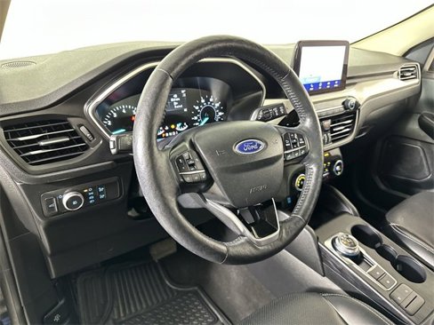 Used 2020 Ford Escape SEL image 10