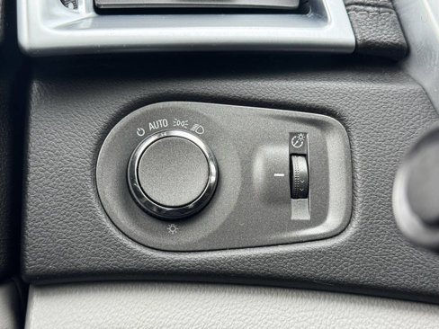 Used 2011 Cadillac SRX 2WD image 31