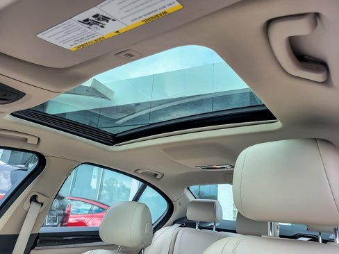 Used 2014 BMW 535i xDrive Sedan image 9