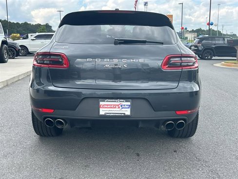 Used 2018 Porsche Macan S image 8