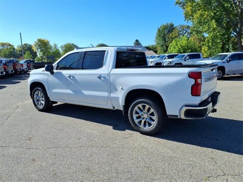 Used 2022 Chevrolet Silverado 1500 LTZ w/ LTZ Premium Package image 6