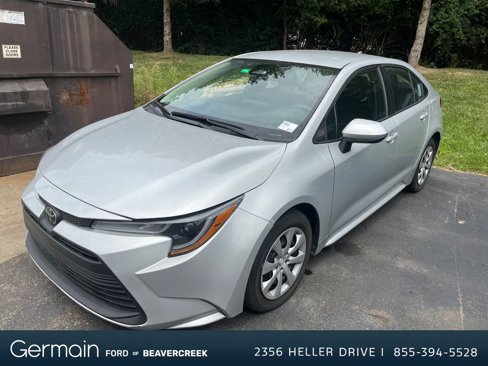 Used 2023 Toyota Corolla LE image 1