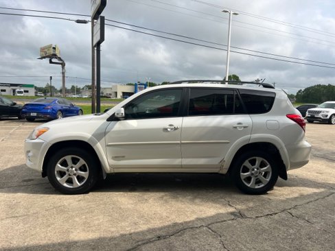 Used 2012 Toyota RAV4 Limited image 10