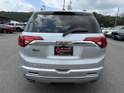Used 2018 GMC Acadia Denali w/ Technology Package image 3