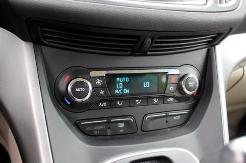 Used 2013 Ford C-MAX SE image 25