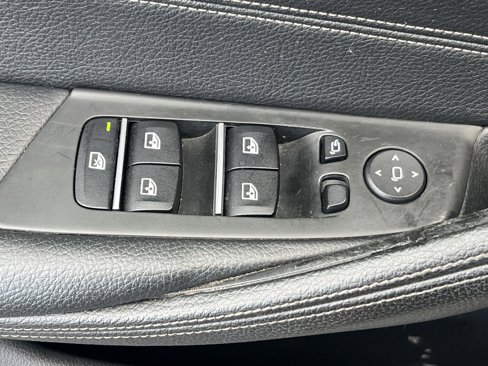 Used 2019 BMW 540i w/ Convenience Package image 32