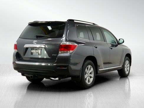Used 2012 Toyota Highlander SE image 5