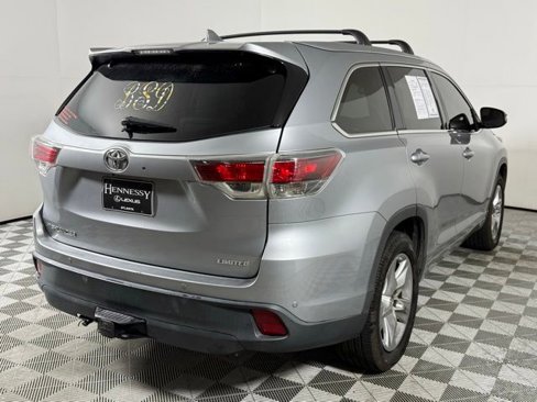 Used 2016 Toyota Highlander Limited image 8