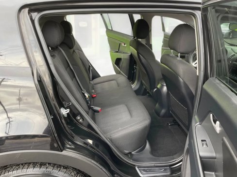 Used 2011 Kia Sportage LX image 15