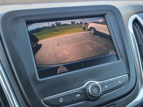 Used 2021 Chevrolet Equinox LT image 15