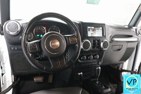 Used 2016 Jeep Wrangler Unlimited Rubicon w/ Max Tow Package image 7
