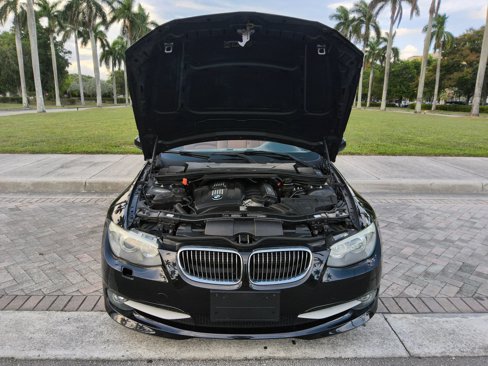 Used 2011 BMW 328i Convertible image 24