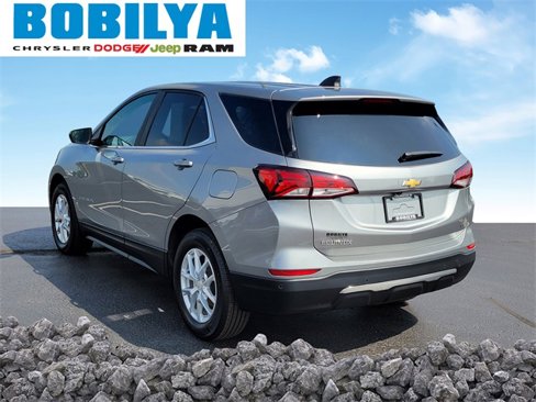 Used 2023 Chevrolet Equinox LT image 4