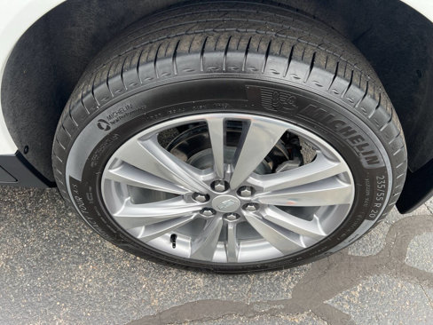 Used 2023 Cadillac XT5 Premium Luxury image 7